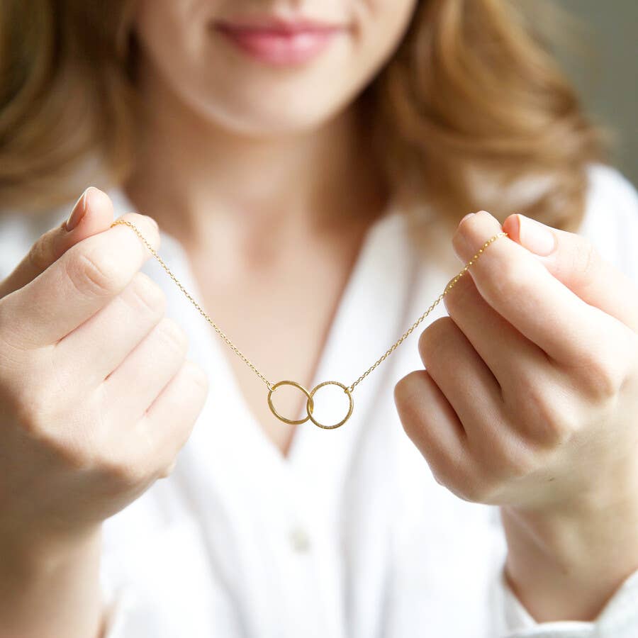 Brushed Interlocking Hoop Necklace